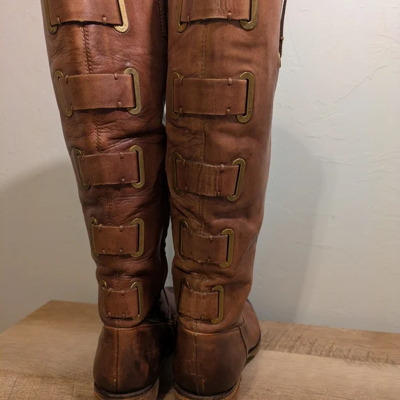Arturo Chiang Tan Leather Boots W/Buckle Details - Picture 4 of 7